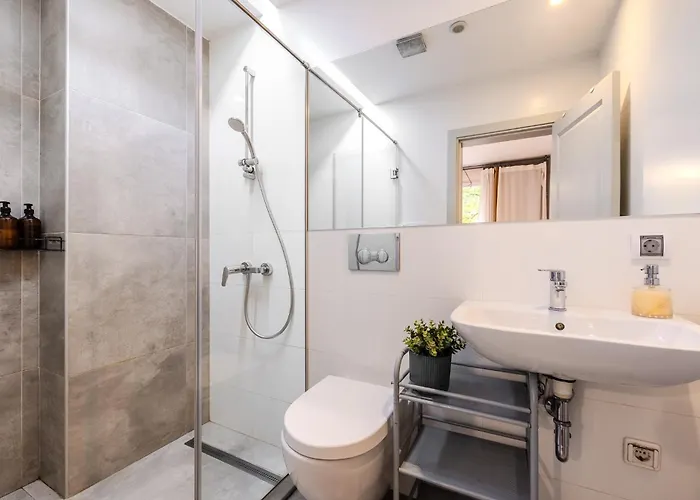 Casa Dolce Far Niente, 2bath&2bed, Parking, Vitosha Blvd Sofia