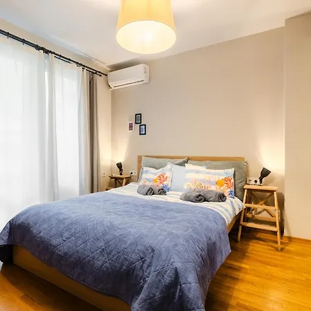 アパート Casa Dolce Far Niente, 2bath&2bed, Parking, Vitosha Blvd ソフィア