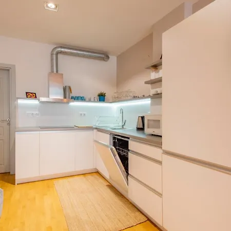 Casa Dolce Far Niente, 2Bath&2Bed, Parking, Vitosha Blvd Apartmán *