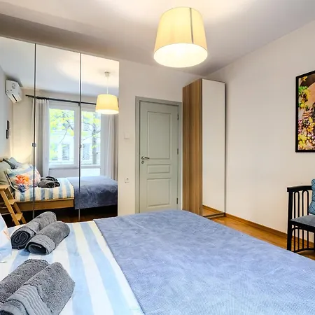 Casa Dolce Far Niente, 2Bath&2Bed, Parking, Vitosha Blvd Apartmán Sofie