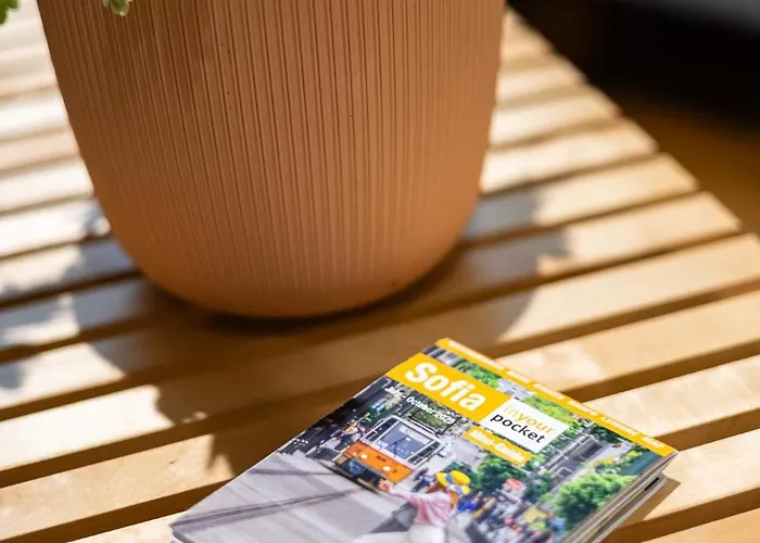 モダン セントラル アパートメント